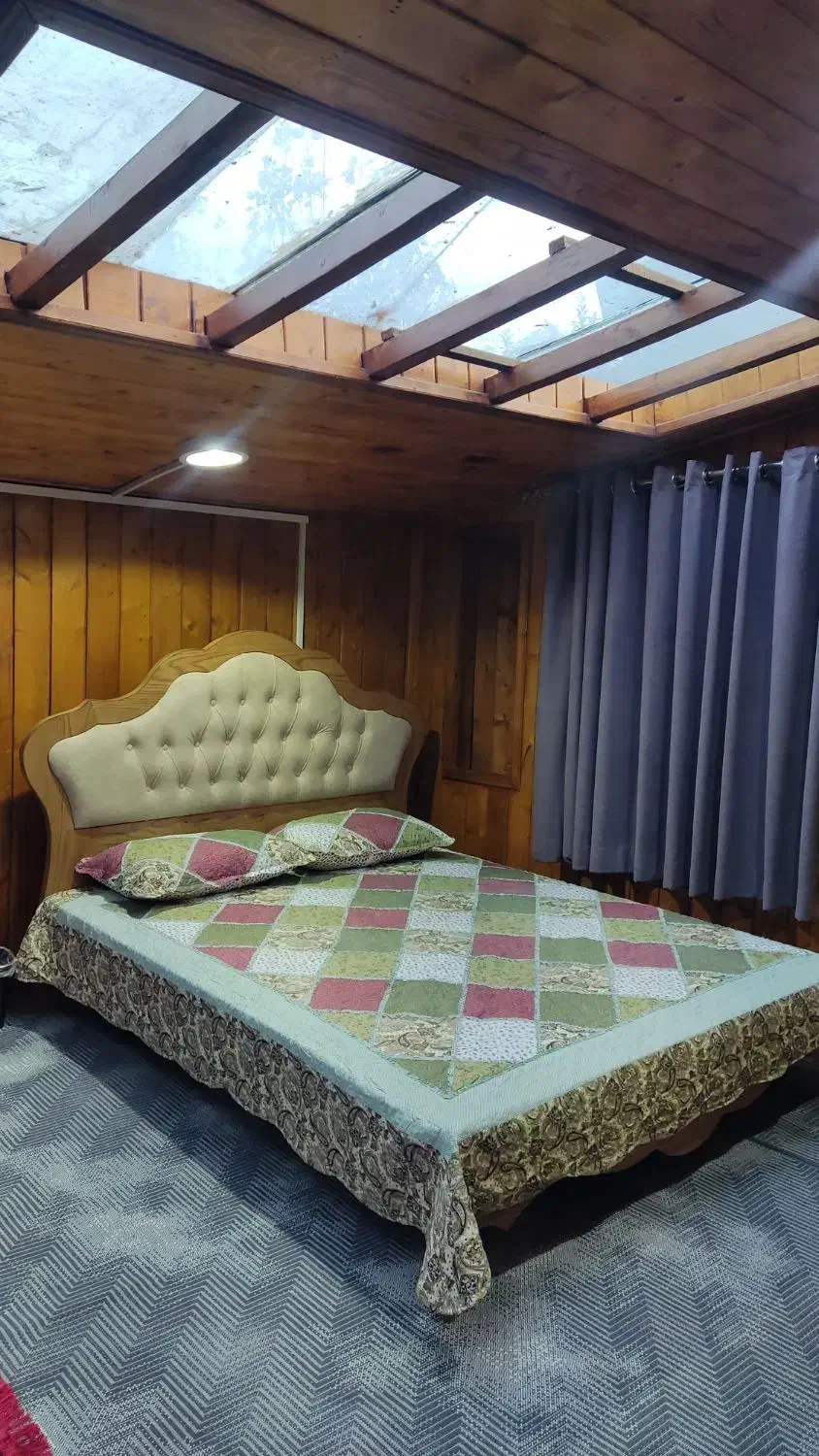 کلبه ۲خواب با جکوزی|اجارهٔ کوتاهمدت ویلا و باغ|نشتارود, |دیوار