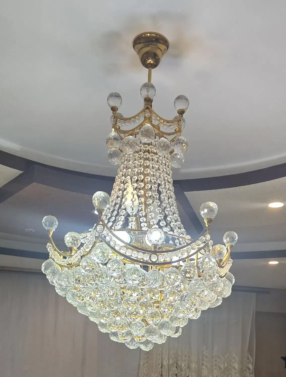 لوستر|لوستر و چراغ آویز|مهاباد (آذربایجان غربی), |دیوار