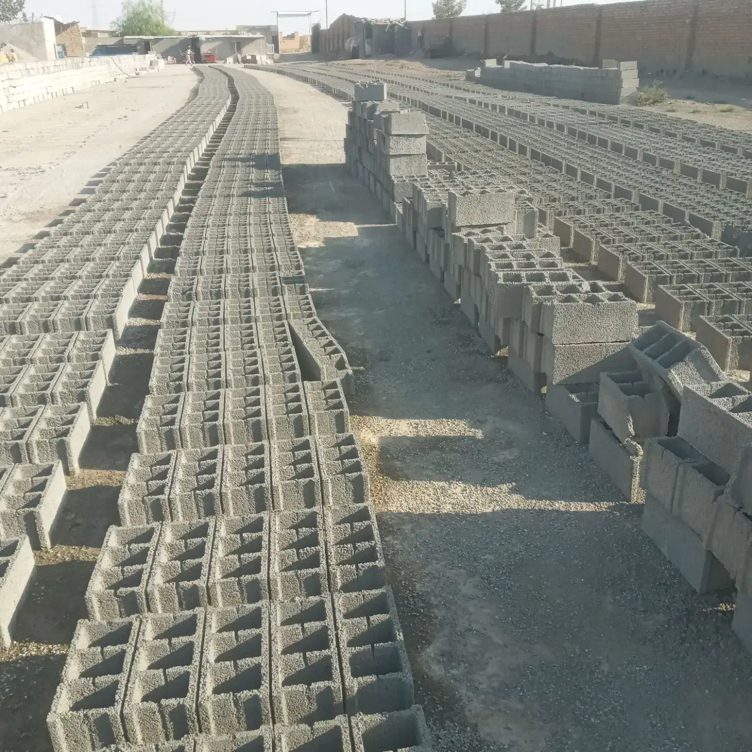 تولید بلوک سبک وسنگین وانواع مصالح ساختمانی|مصالح و تجهیزات ساختمان|رباطکریم, رباطکریم|دیوار