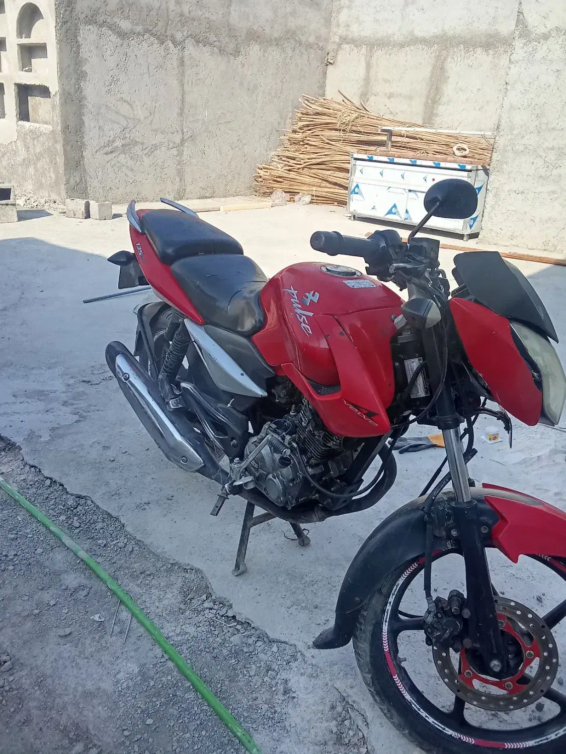 موتور باجاج135|موتورسیکلت|میناب, |دیوار