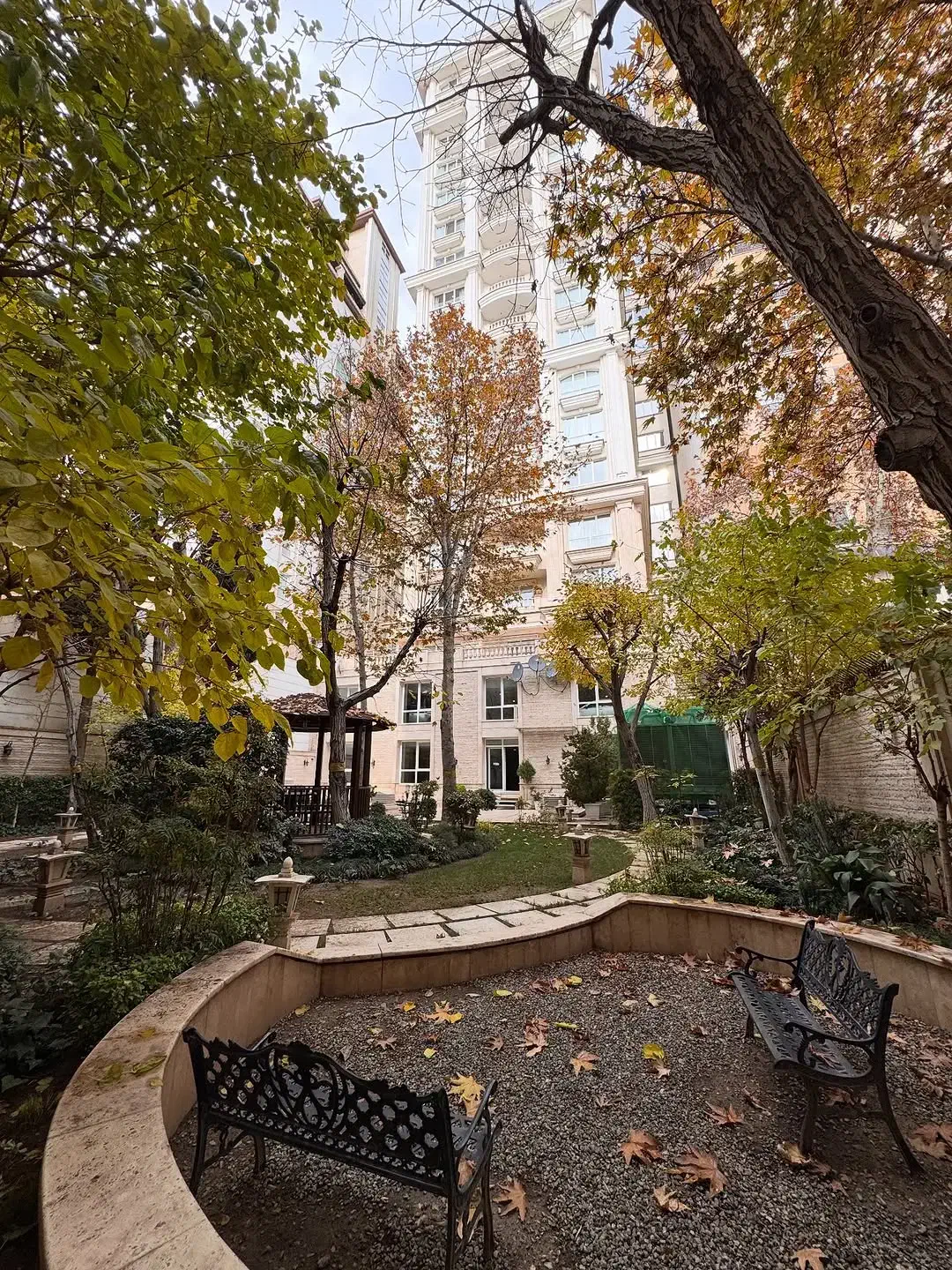 اندرزگو 270م برج باغ با متریال قوی مشاعات Full