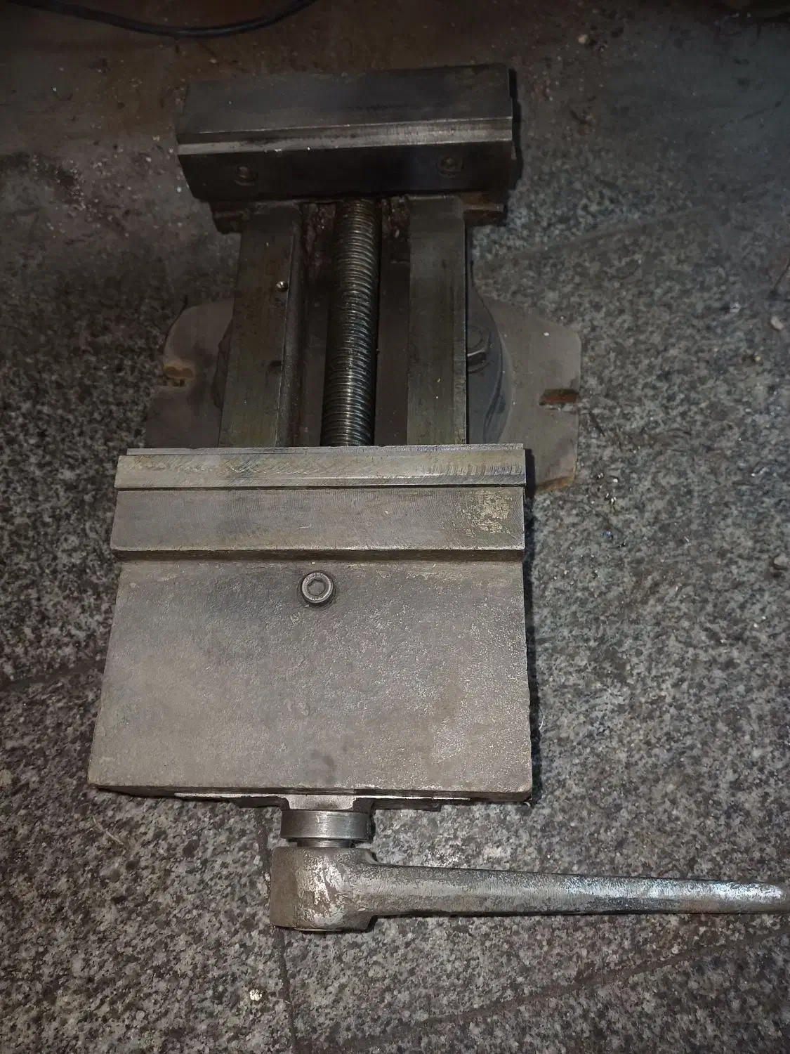 گیره زیردریلی|ابزارآلات|مشهد, کوی دروی|دیوار