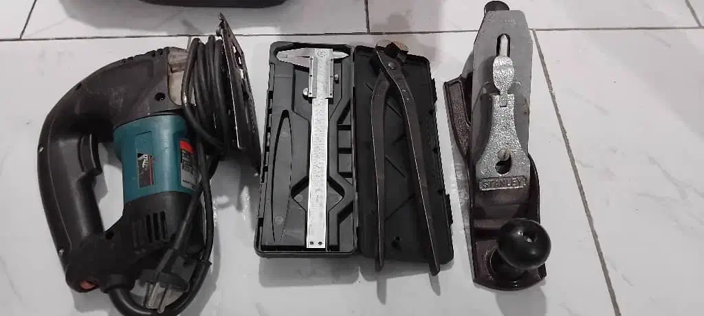 فروش ابزار|ابزارآلات|اسکو, |دیوار