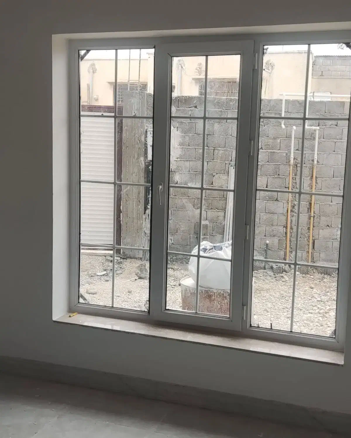 ساخت و نصب انواع در و پنجره UPVC و ترمال|مصالح و تجهیزات ساختمان|اهرم, |دیوار