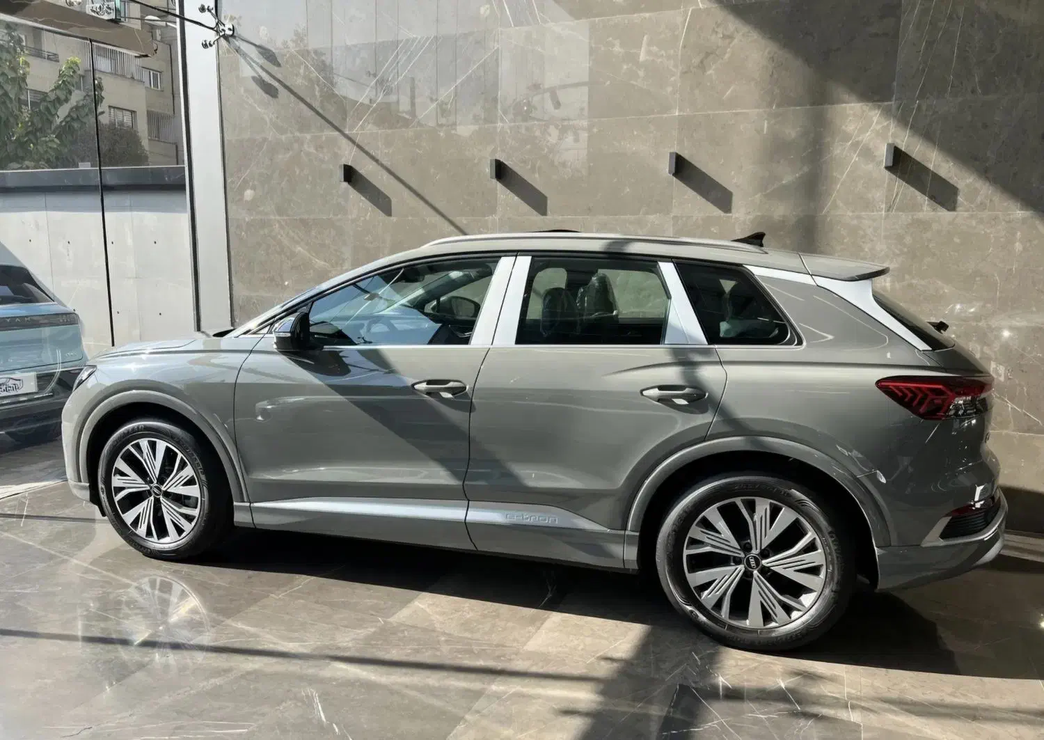 حواله آئودی، Q4 e-tron|خودرو سواری و وانت|پردیس, فاز ۲|دیوار