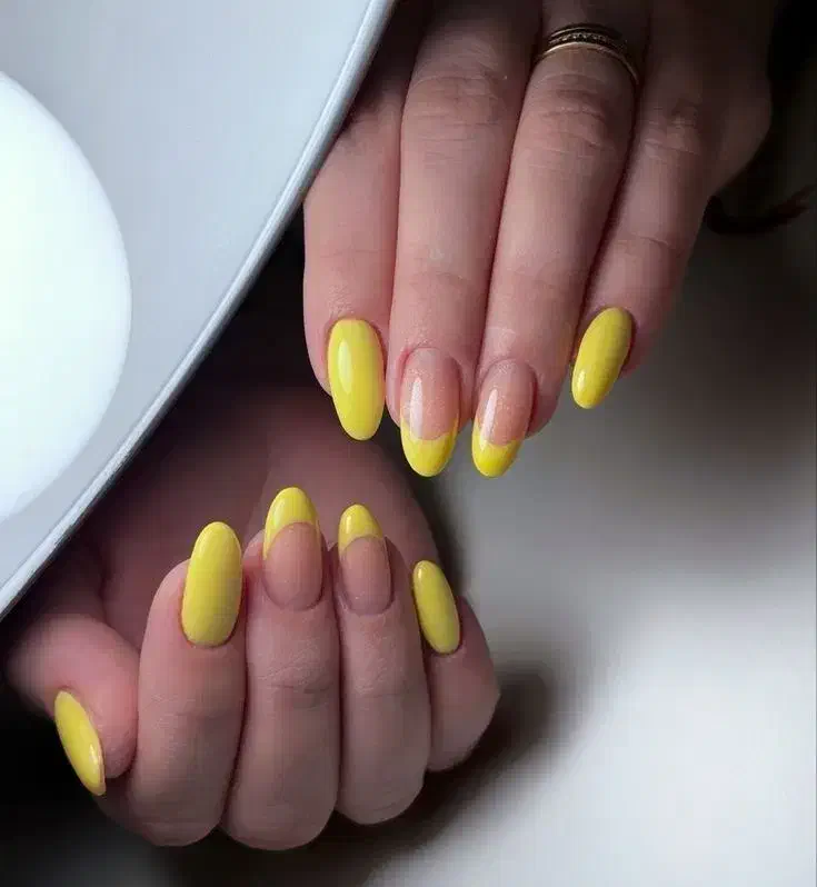 خدمات تخصصی ناخن تخفیف پاییزی|خدمات آرایشگری و زیبایی|رشت, توشیبا|دیوار