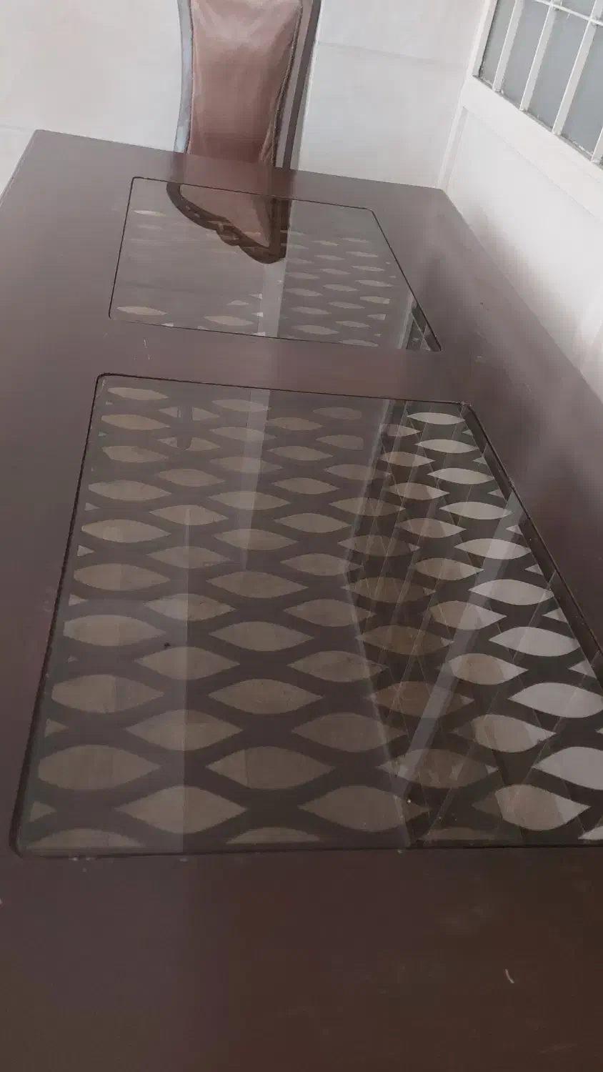 میز غذاخوری ۸ نفره چوبی به همراه ۸ صندلی|میز و صندلی غذاخوری|آمل, |دیوار