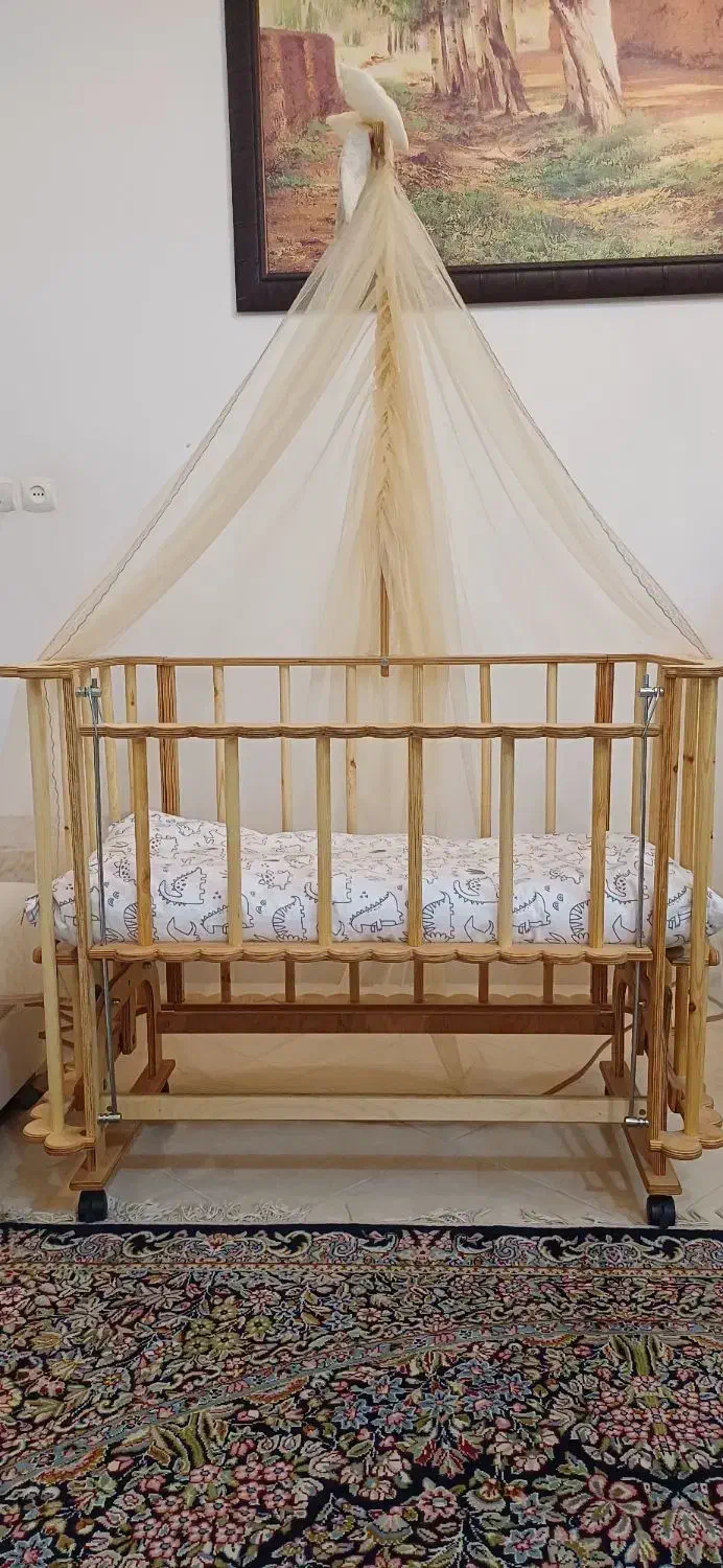 گهواره نوزاد تا دو سالگی|تخت و صندلی بچه|سیرجان, |دیوار