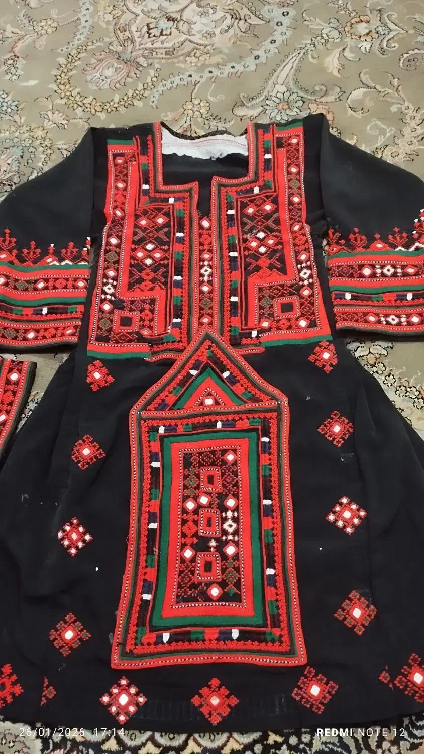 دستدوز|سفره، حوله، دستمال آشپزخانه|ایرانشهر, |دیوار