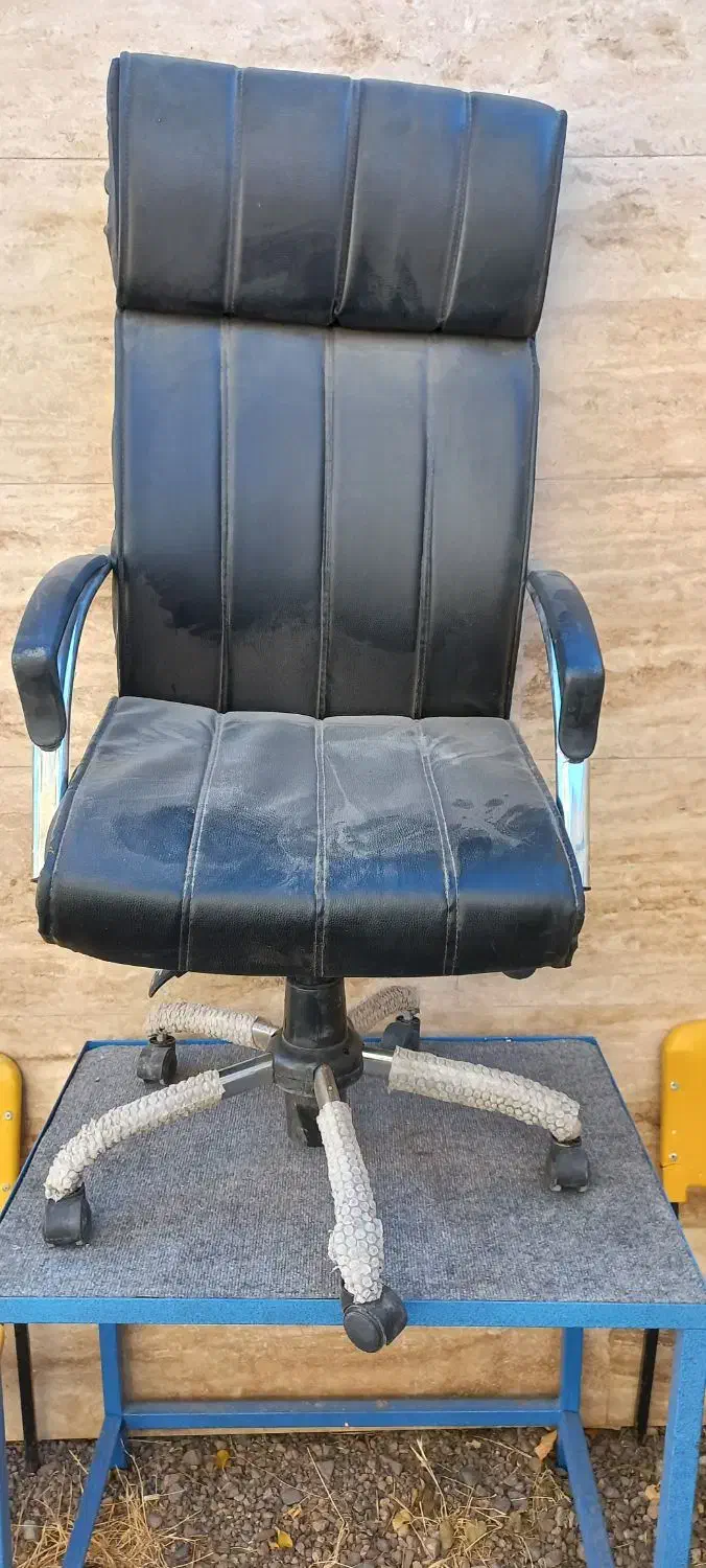 صندلی مدیریت|مبلمان اداری|میانه, |دیوار