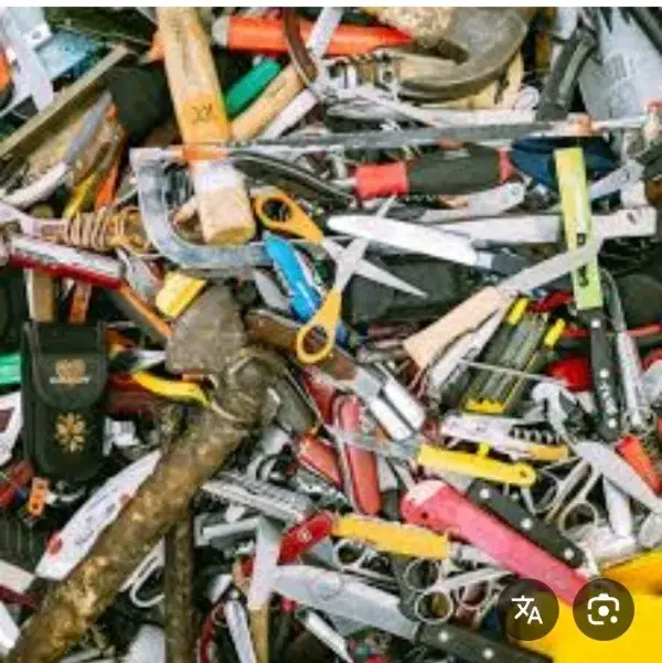 وسایل کارم تو ماشین جامانده|اشیا|آزادشهر, |دیوار