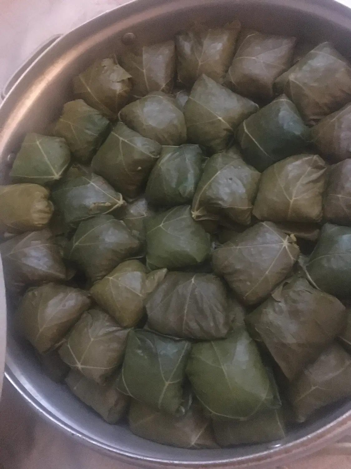دلمه برگ|خوردنی و آشامیدنی|مشهد, سرافرازان|دیوار