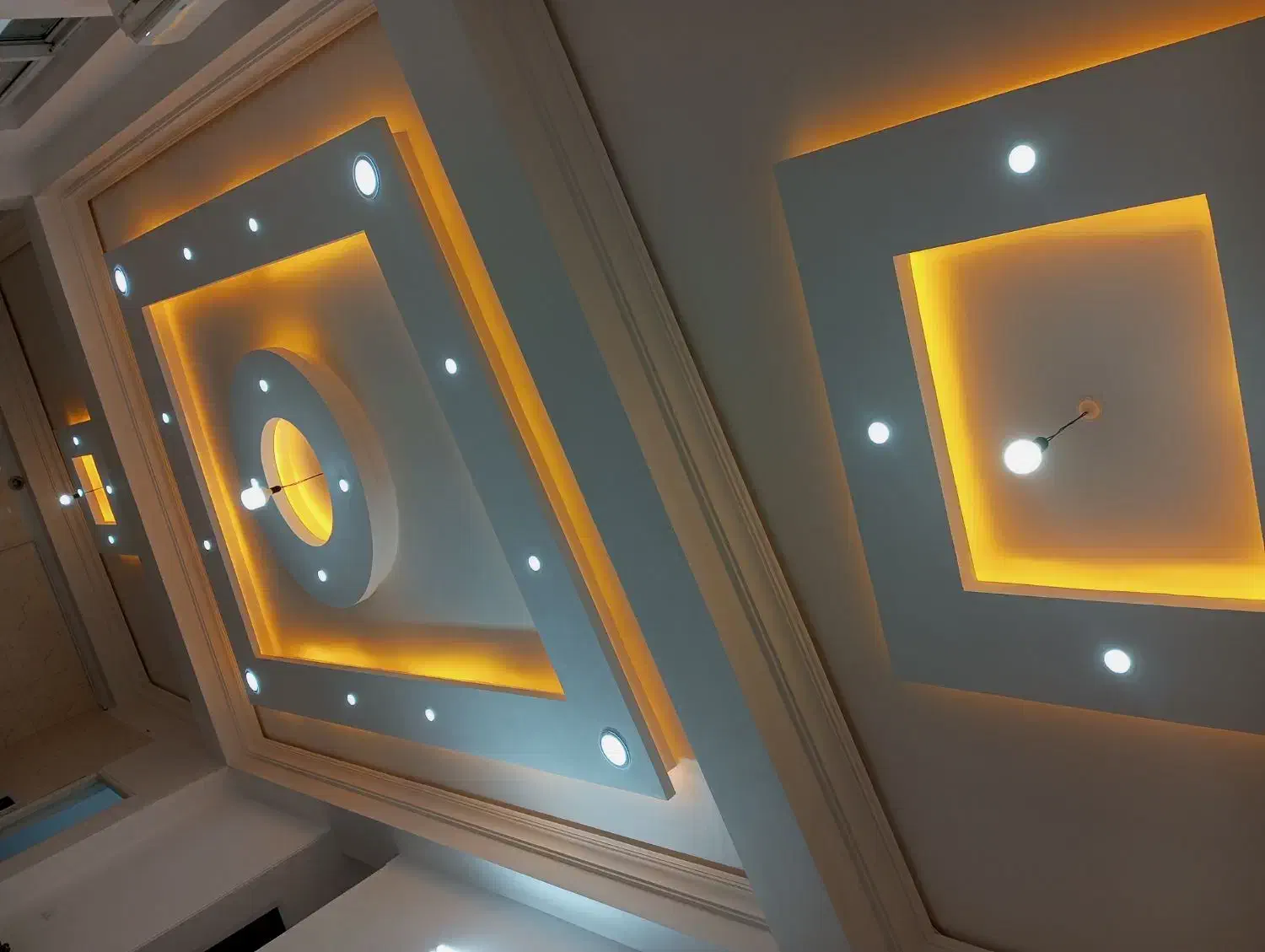 گچ کاری.لکه گیری.|خدمات پیشه و مهارت|لنگرود, |دیوار