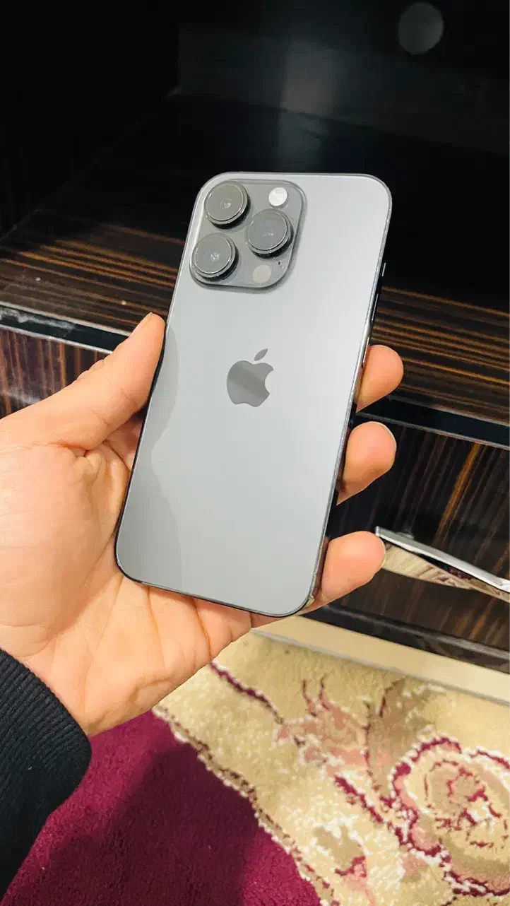 iPhone 14 Pro در حد آکبند|موبایل|اندیمشک, |دیوار