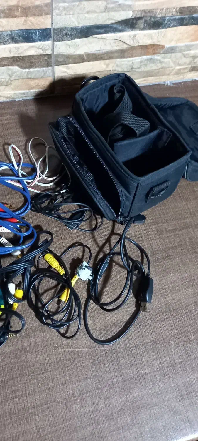 دوربین Canon آلمانی|دوربین عکاسی و فیلمبرداری|سمنان, |دیوار