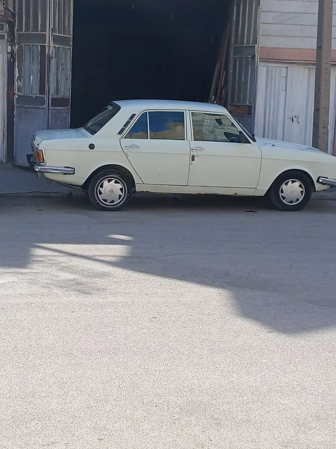 پیکان  ۸۳|خودرو سواری و وانت|بروجرد, |دیوار