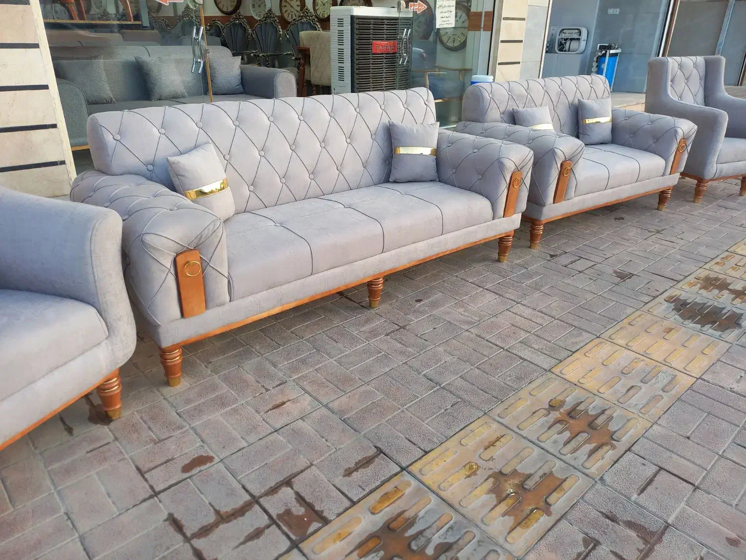 مبل ۷ نفره ۱۰ ماه واقعی|مبلمان خانگی و میز عسلی|خمینیشهر, |دیوار