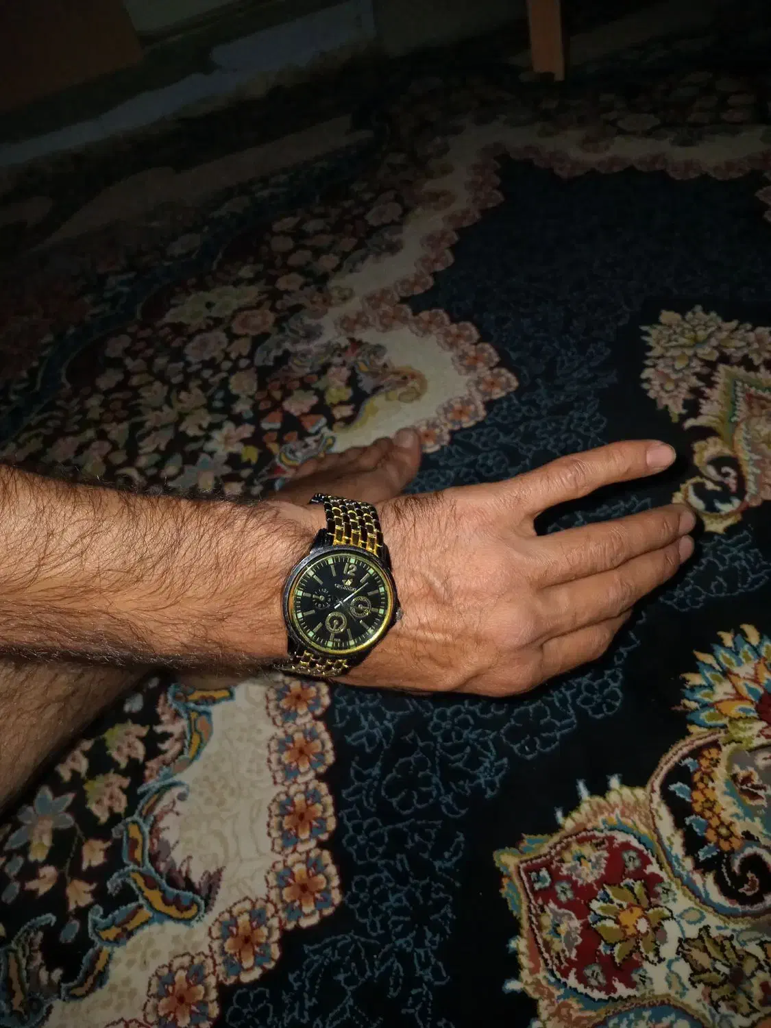 ساعت مچی خوشگل و در حد نو|ساعت|سبزوار, شرق کال عیدگاه|دیوار