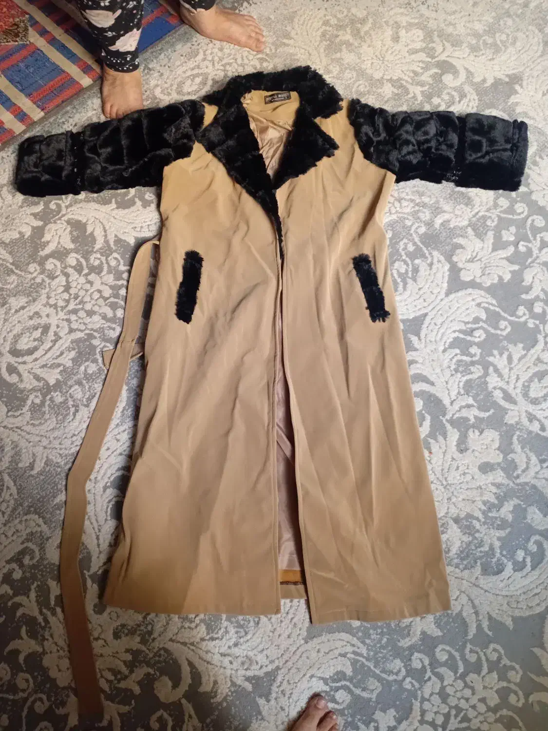 پالتو سایز ۲|لباس|اشتهارد, |دیوار