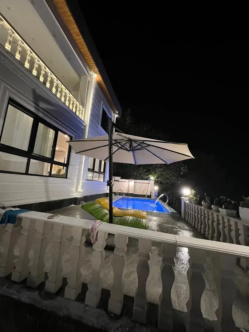 اجاره ویلا استخر رو باز رو جنگل تراس دلنشین 102|اجارهٔ کوتاه‌مدت ویلا و باغ|شفت, |دیوار