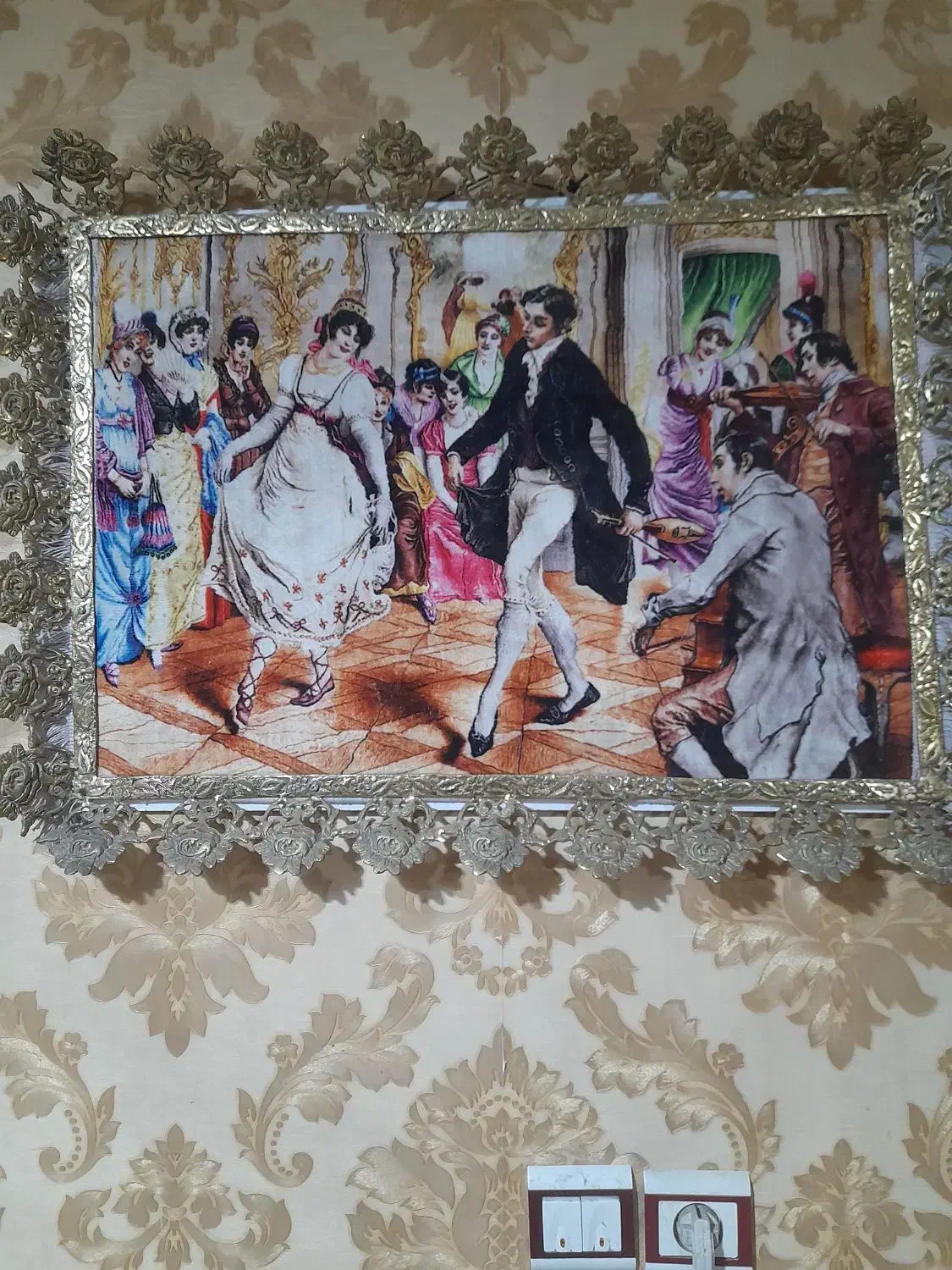 تابلو فرش برنز نونو|تابلو فرش|بهارستان, |دیوار