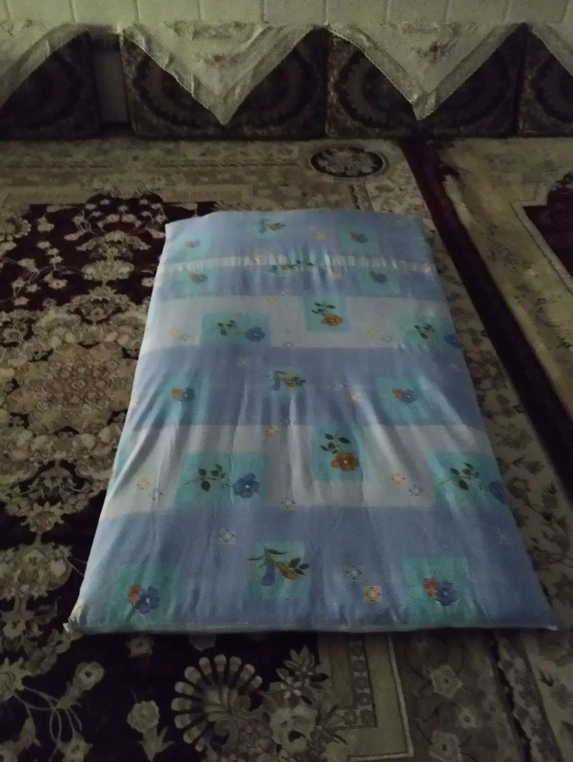 تشک|تشک تختخواب|قم, سید معصوم|دیوار