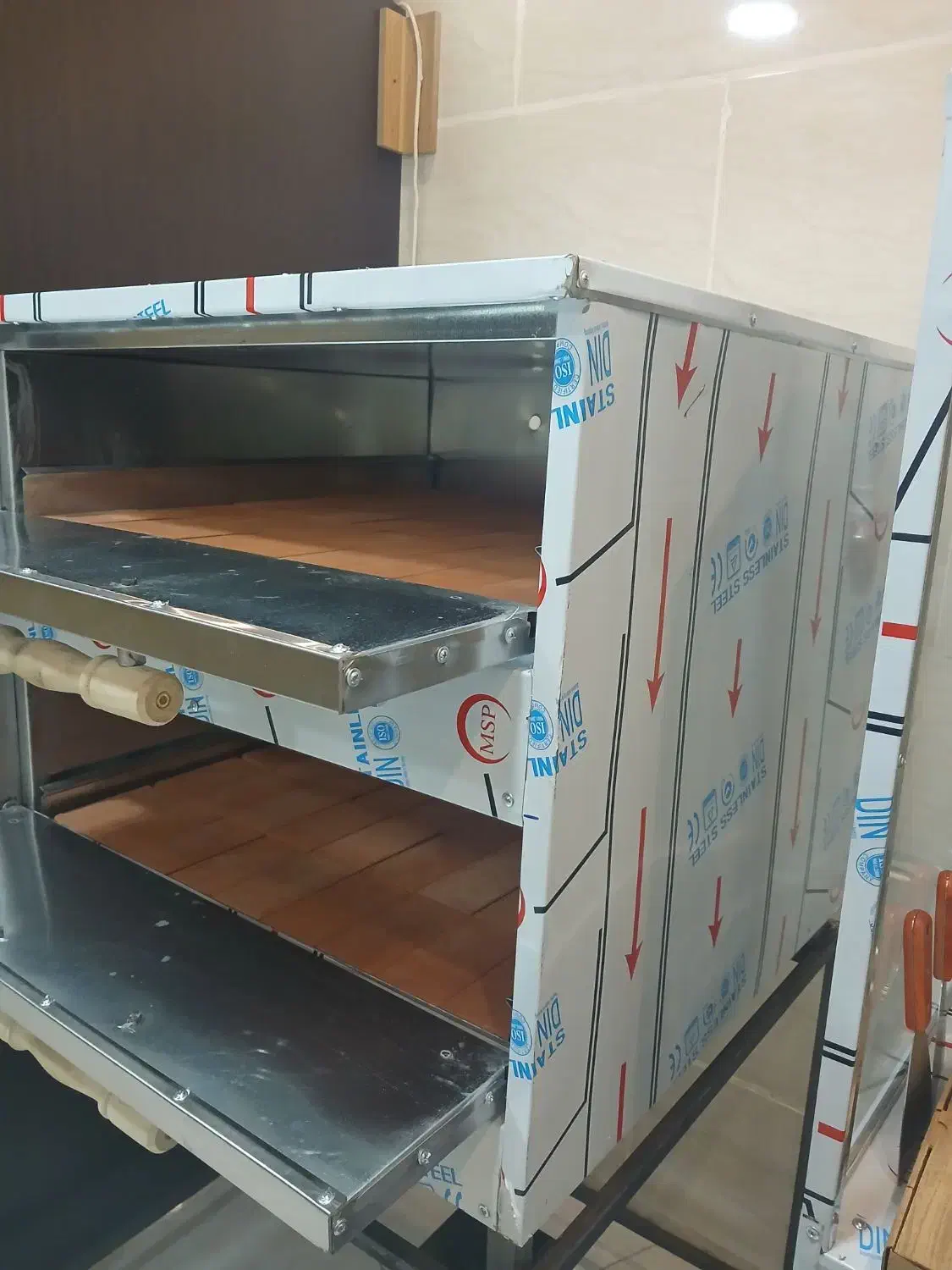 فرپیتزا دو طبقه|کافیشاپ و رستوران|اصفهان, ملکشهر|دیوار