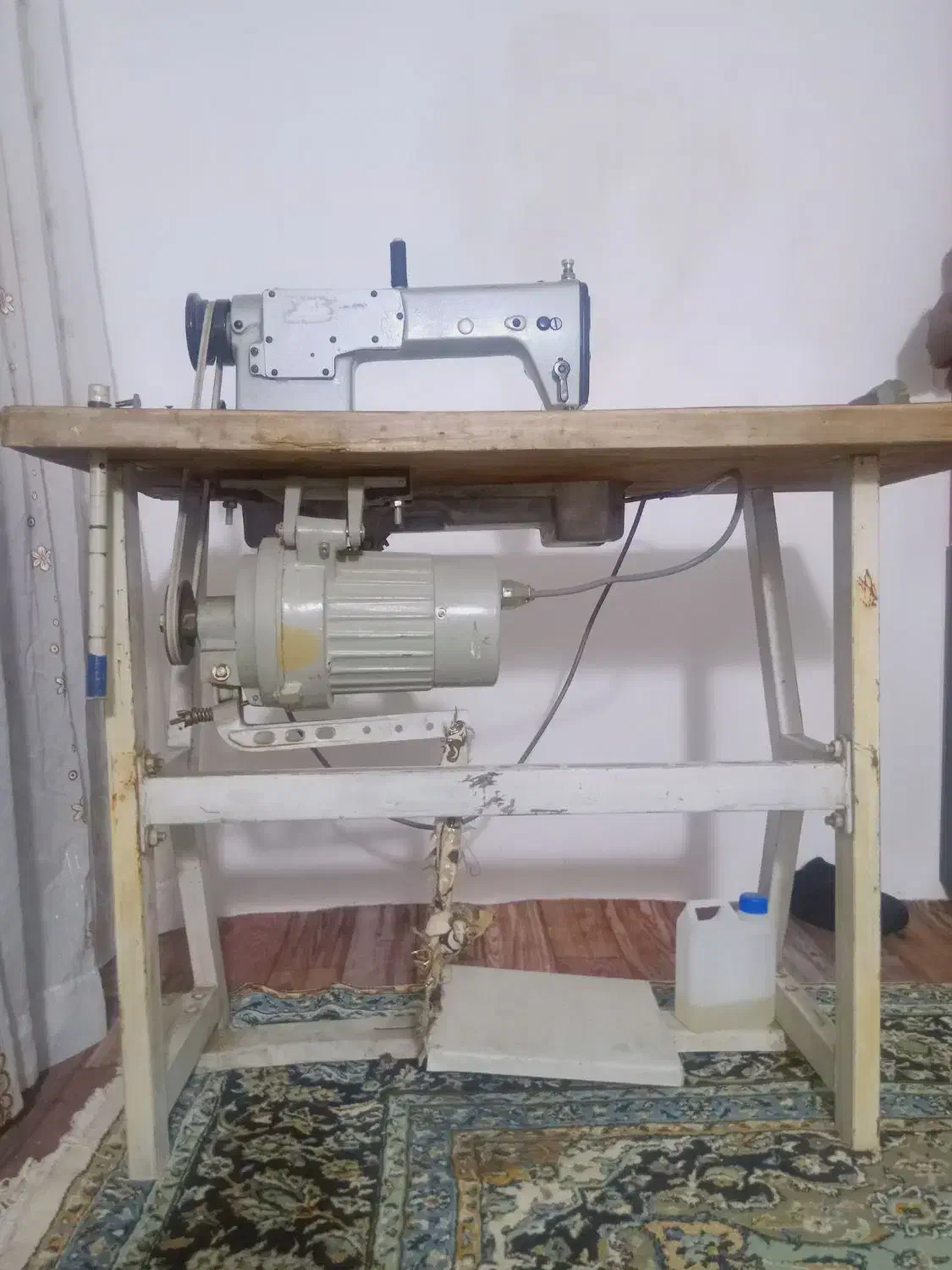 چرخ خیاطی|چرخ خیاطی و ریسندگی|چناران, |دیوار