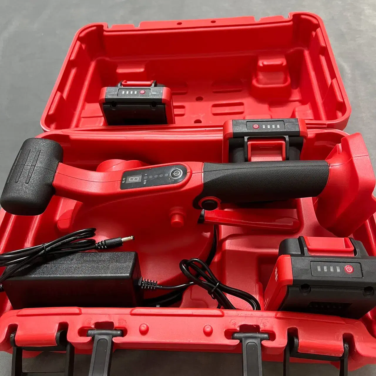 چکش ویبره|ابزارآلات|تهران, آهنگران (سراسیاب دولاب)|دیوار