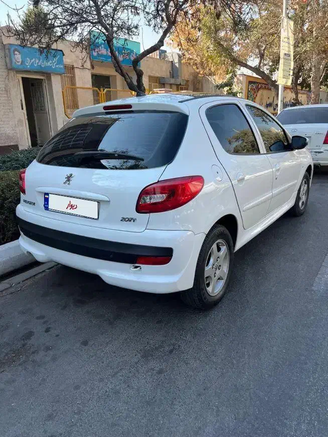 ۲۰۷ مدل ۴۰۲ ارتقا۸۵گانه با بیمه بدنه|خودرو سواری و وانت|مشهد, رستگار|دیوار