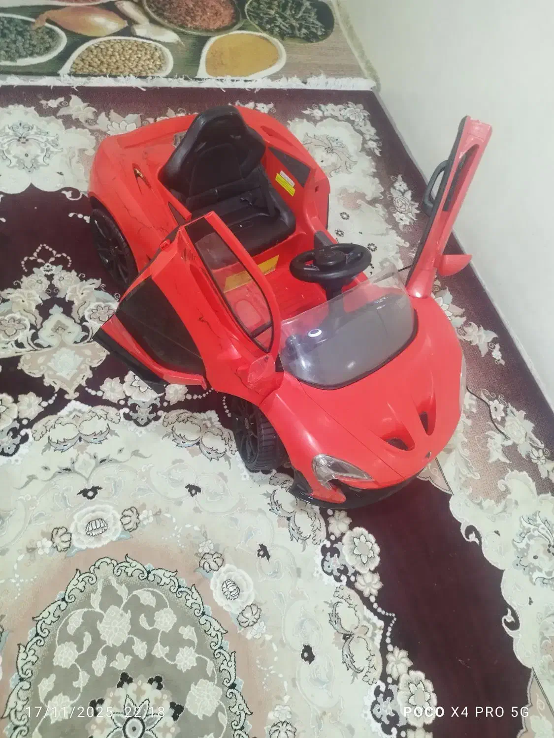 ماشین شارژی|اسباب‌بازی بچه|بوشهر, |دیوار