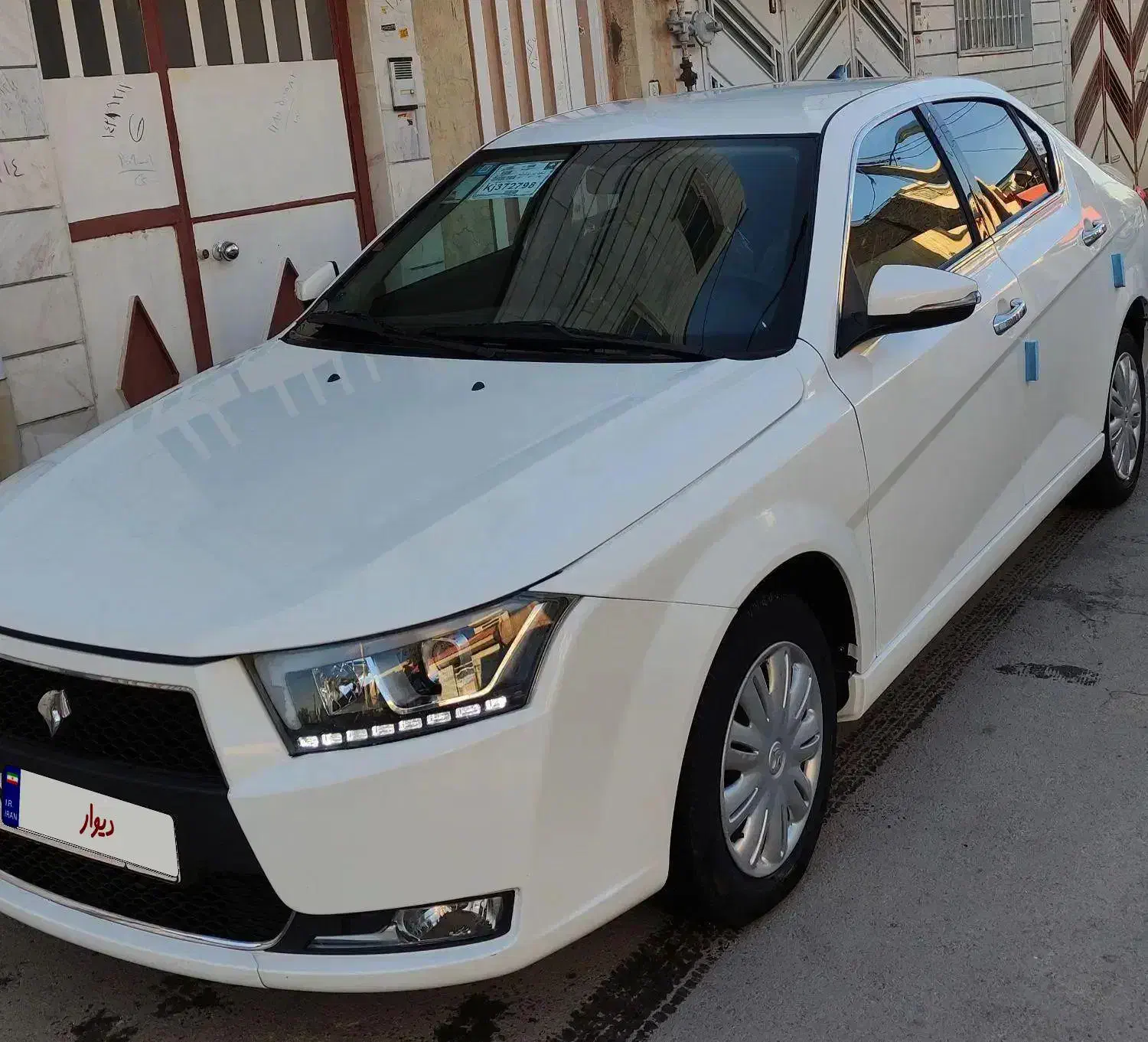 دنا پلاس مدل402|خودرو سواری و وانت|بروجرد, |دیوار