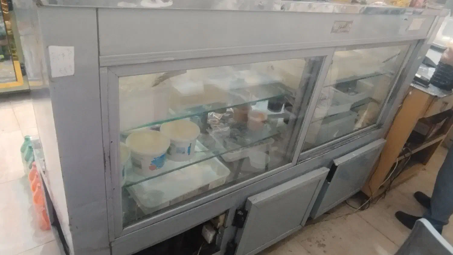 یخچال شیشه خم|فروشگاه و مغازه|مشهد, انقلاب|دیوار