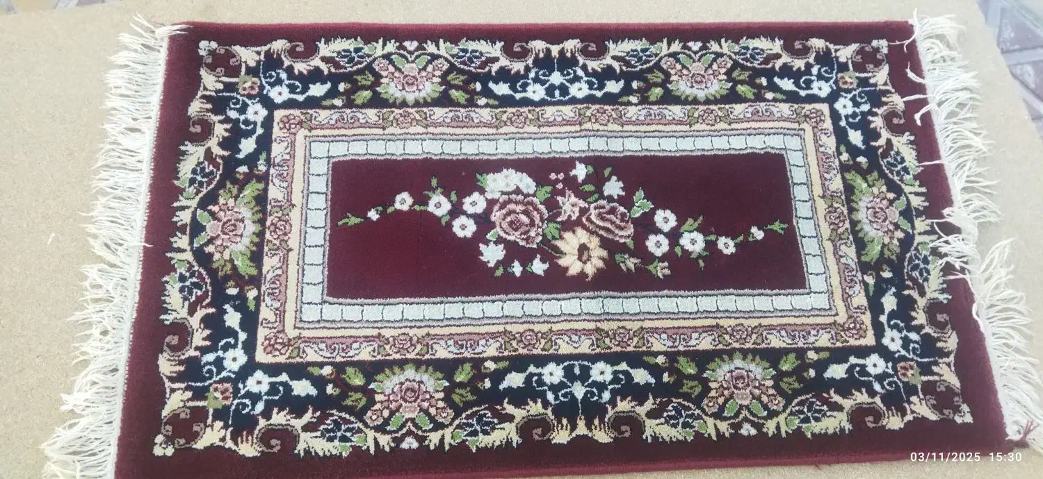 قالیچه نیم متری|پادری|فولادشهر, B7|دیوار