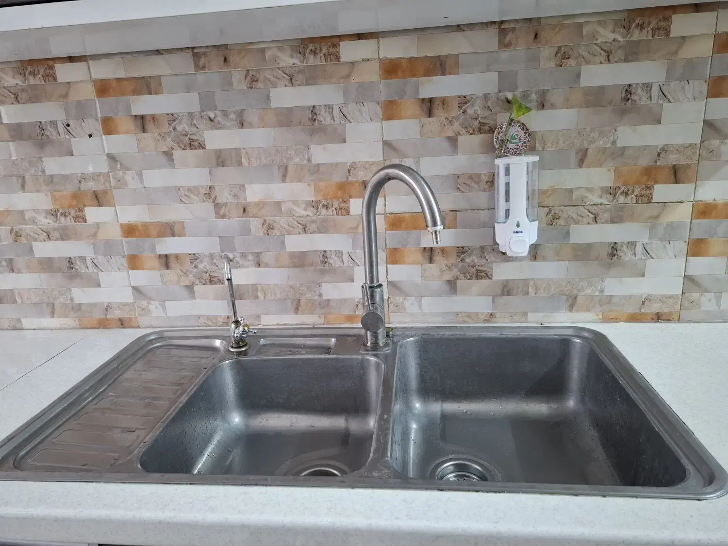 سینک توکار|آب‌چکان و نظم‌دهنده ظروف|قم, نیروگاه|دیوار