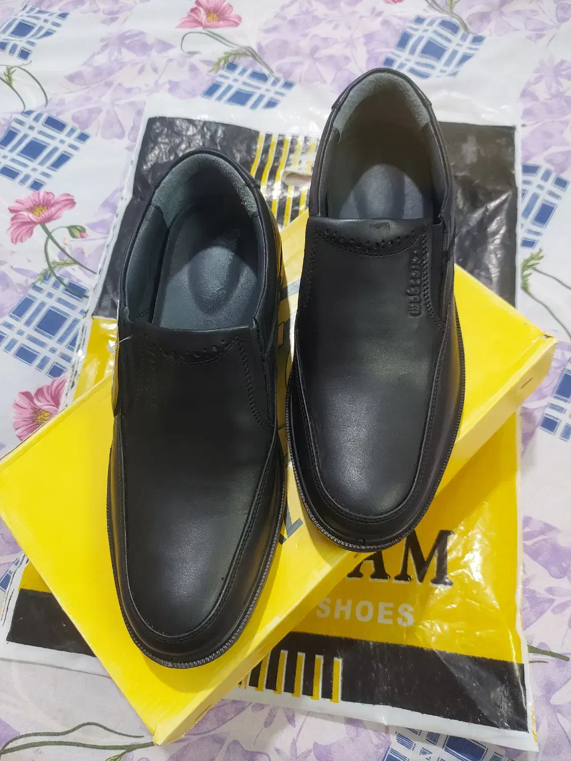 کفش چرم اصل|کیف، کفش، کمربند|سمنان, |دیوار