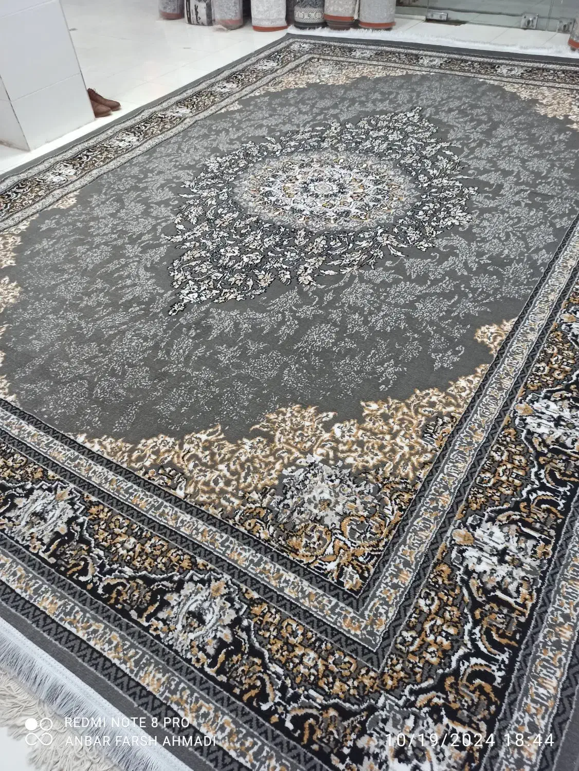 فرش احمدی شهر لامرد زیر قیمت کل مناطق جنوب|فرش|لامرد, |دیوار