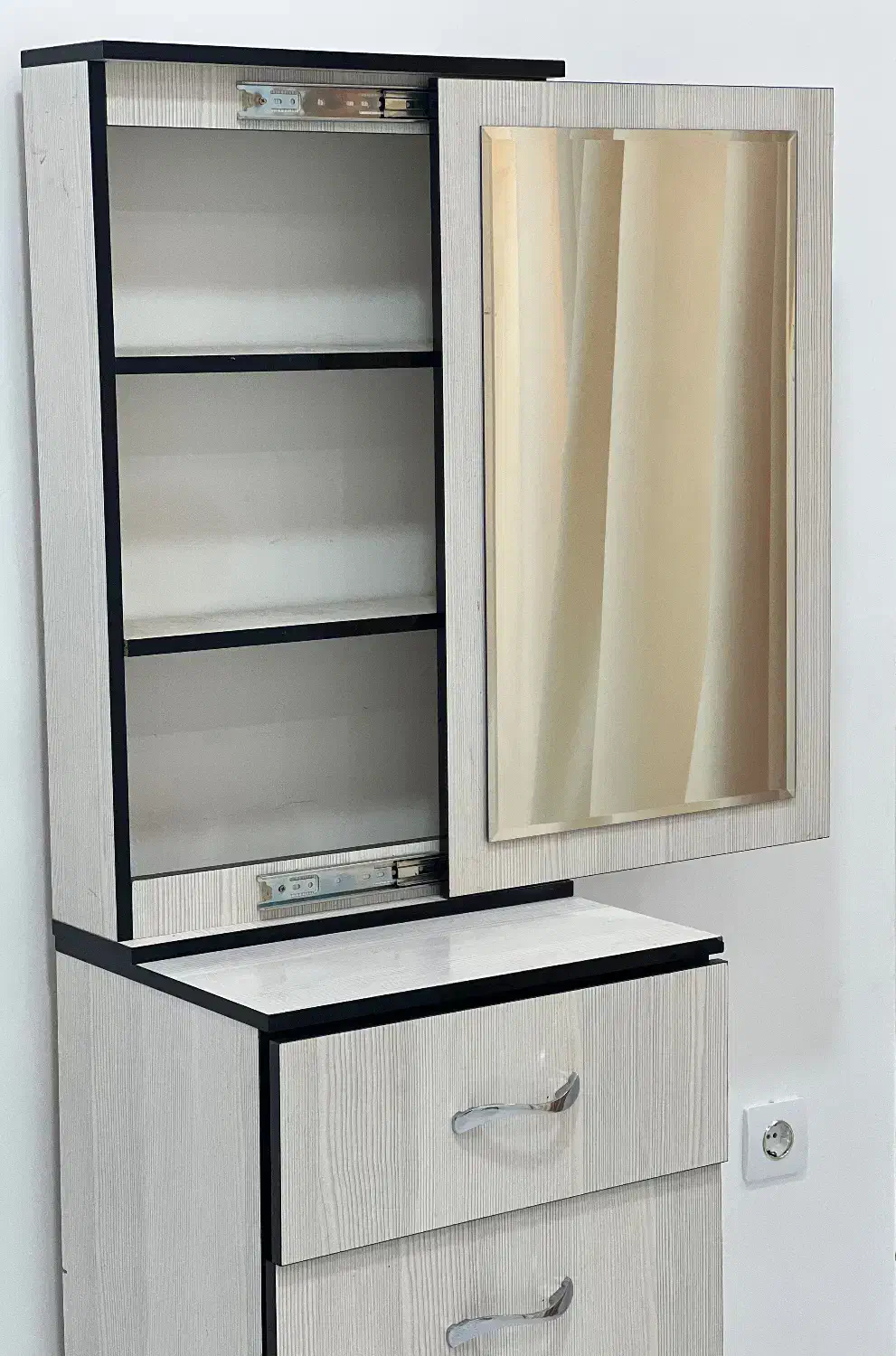 میز آرایش|جاکفشی، کمد، دراور|یاسوج, |دیوار