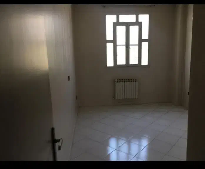 قلهک - ۱۳۵ متر -۳ خواب - رهن کامل و قابل تبدیل