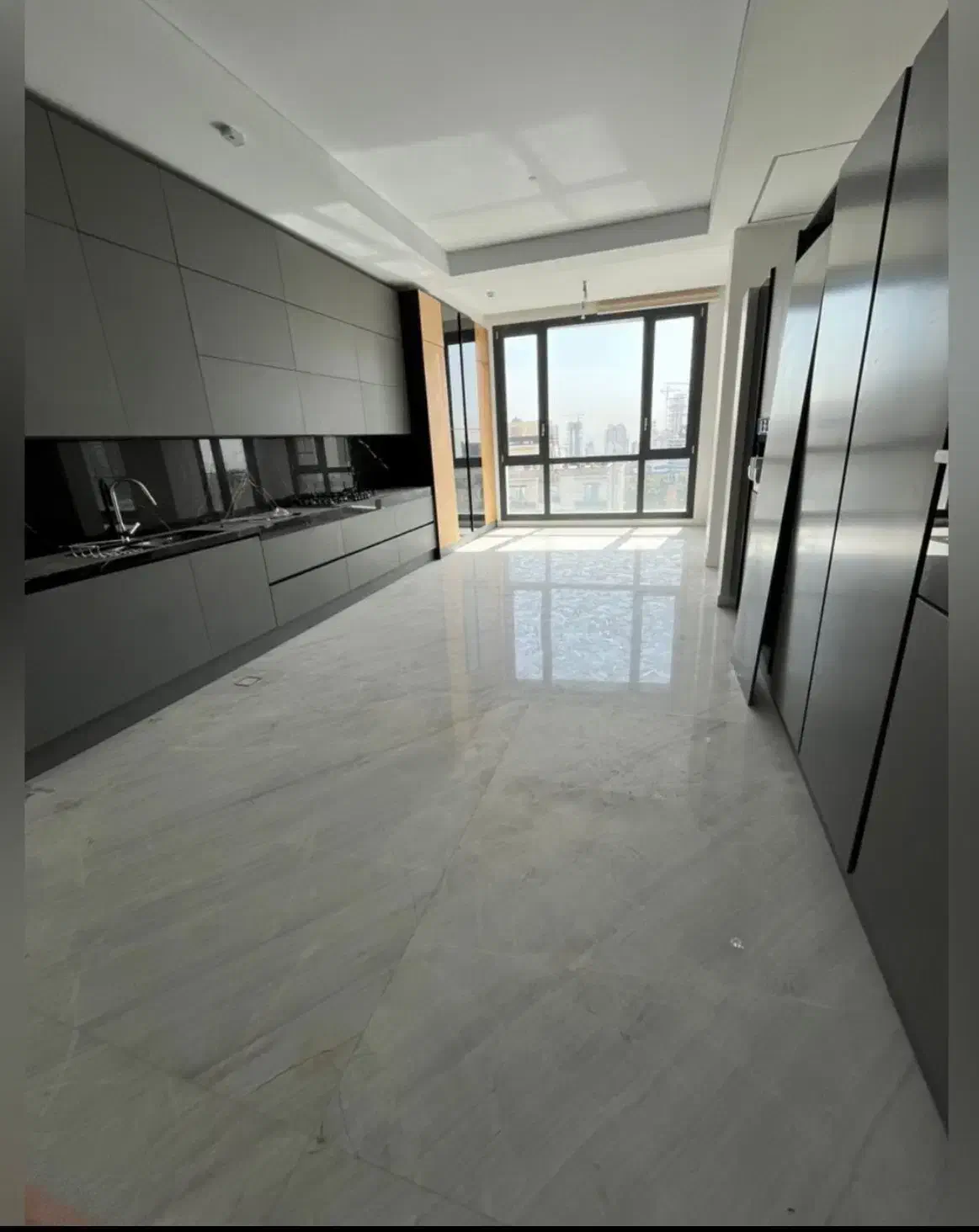 نوساز ۱۸۰ متر  تک واحدی مدرن مینیمال ژورنالی