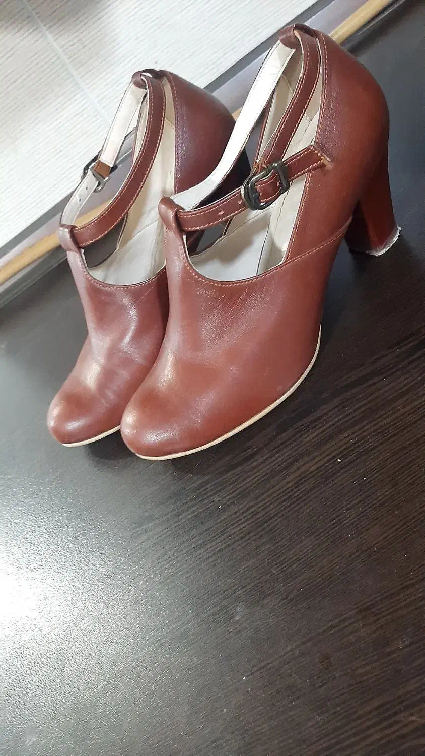 کفش پاشنه دار|کیف، کفش، کمربند|ایلام, |دیوار