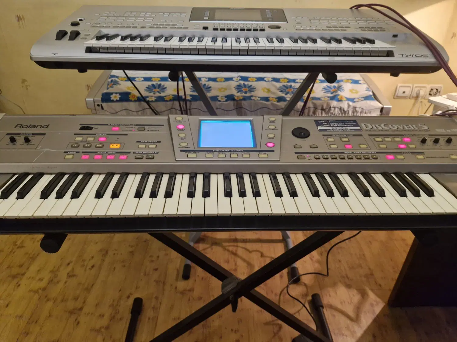 roland synth. discover 5|پیانو، کیبورد، آکاردئون|تهران, شیخ هادی|دیوار