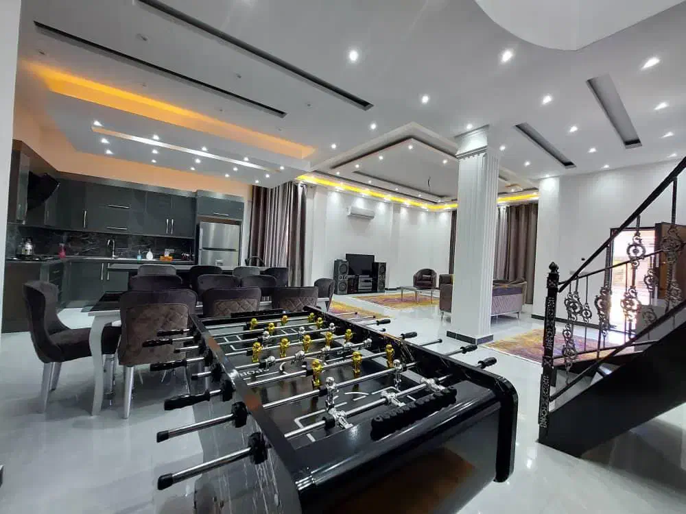 اجاره ویلا تریپلکس استخر جکوزی بیلیارد فوتبال دستی|اجارهٔ کوتاه‌مدت ویلا و باغ|سلمان‌شهر, |دیوار