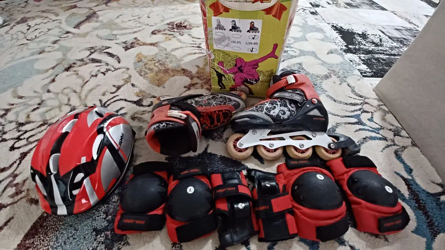 کفش اسکیت گلکسی|دوچرخه، اسکیت، اسکوتر|صدرا-فارس, فاز ۱|دیوار