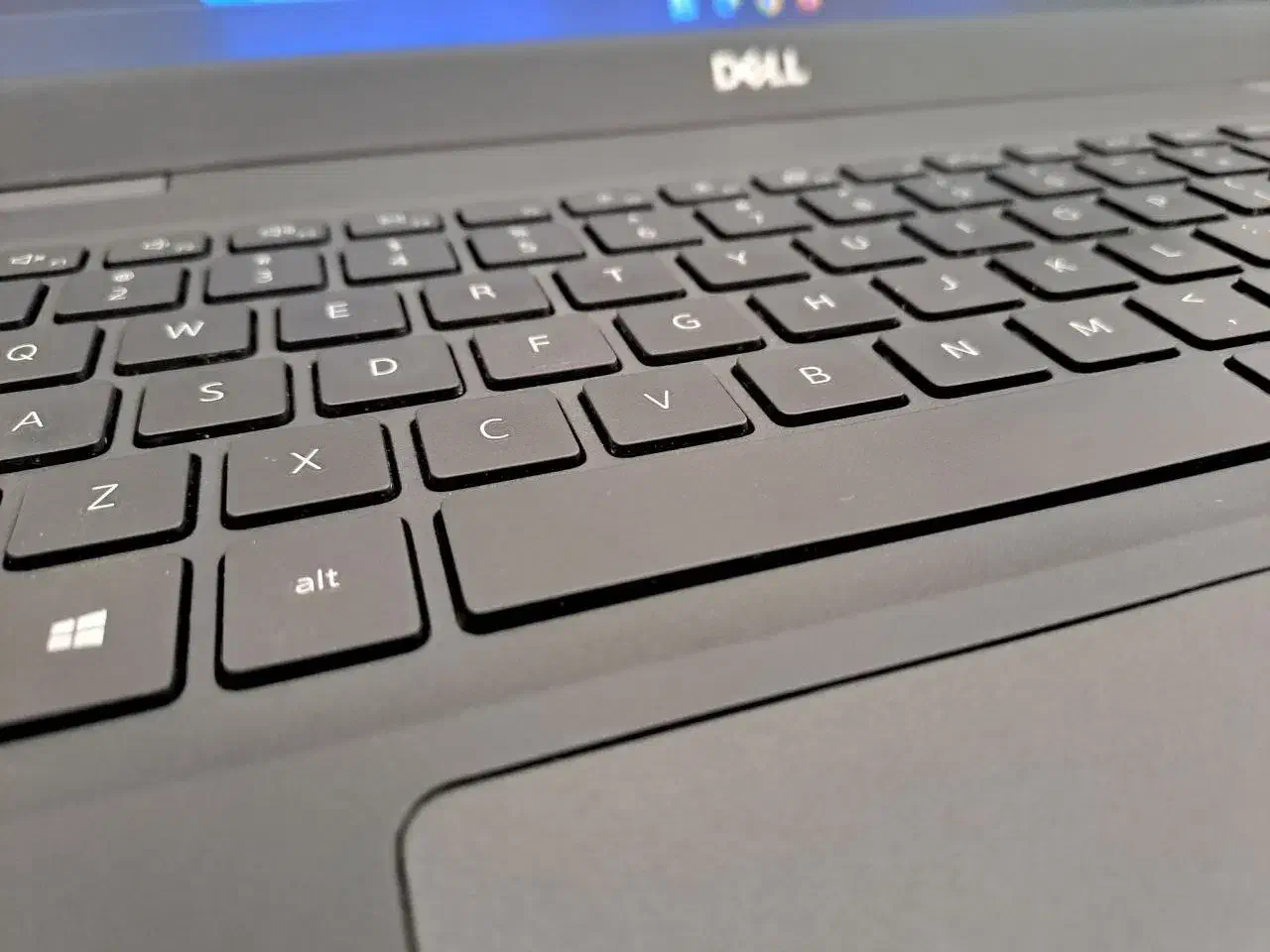 لپ تاپi7n8،گرافیک2Gو رم16 وSSD512هنرجویان هنرستان|رایانه همراه|نجفآباد, هفده شهریور|دیوار