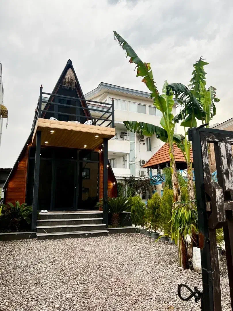 کلبه جکوزی دار دو خواب ساحلی|اجارهٔ کوتاه‌مدت ویلا و باغ|چالوس, |دیوار