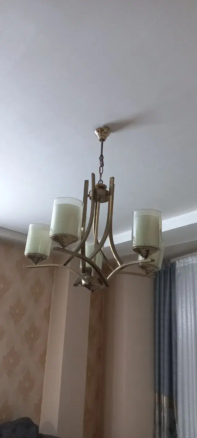 لوستر ۵ شاخه|لوستر و چراغ آویز|شیراز, فرهنگیان|دیوار