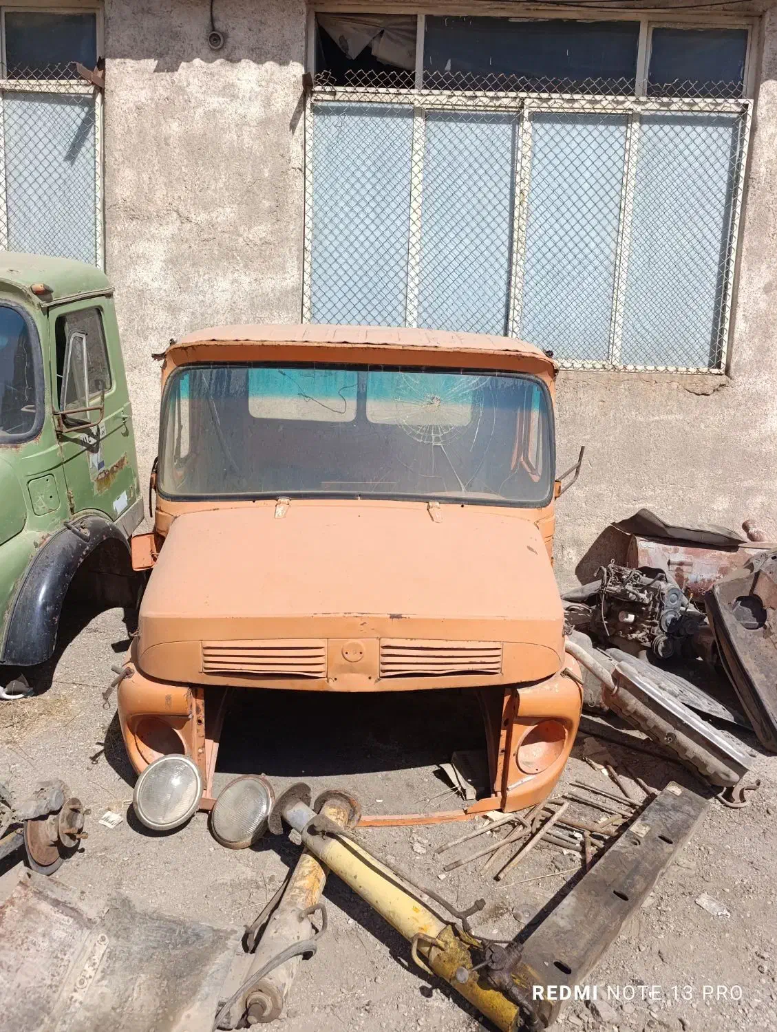 اتاق جلو بنز کانتین کف جرثقیل|قطعات یدکی و لوازم جانبی|اسلام‌شهر, شهرک محمدیه|دیوار