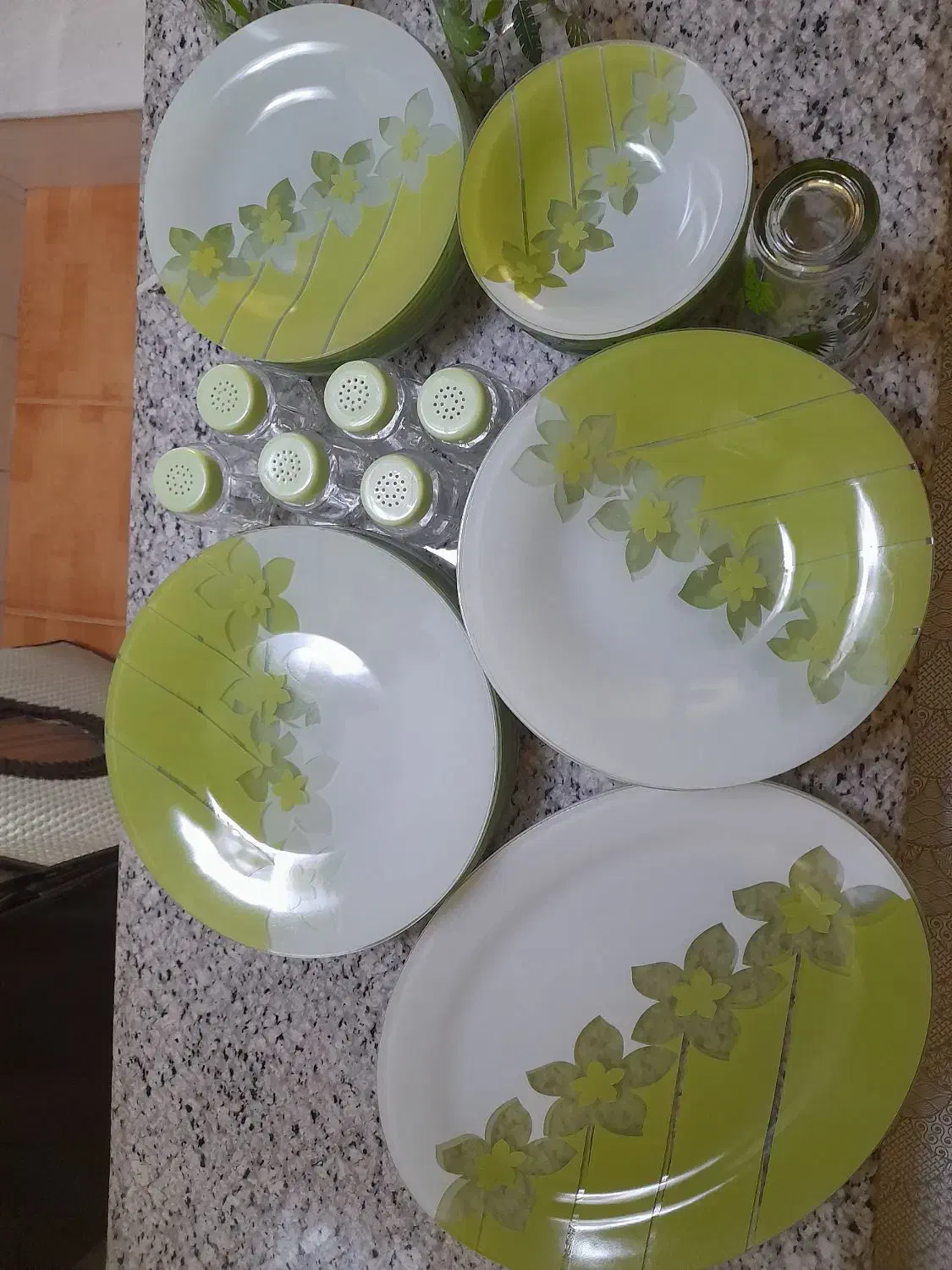 ظرف غذا خوری|ظروف سرو و پذیرایی|سنندج, |دیوار