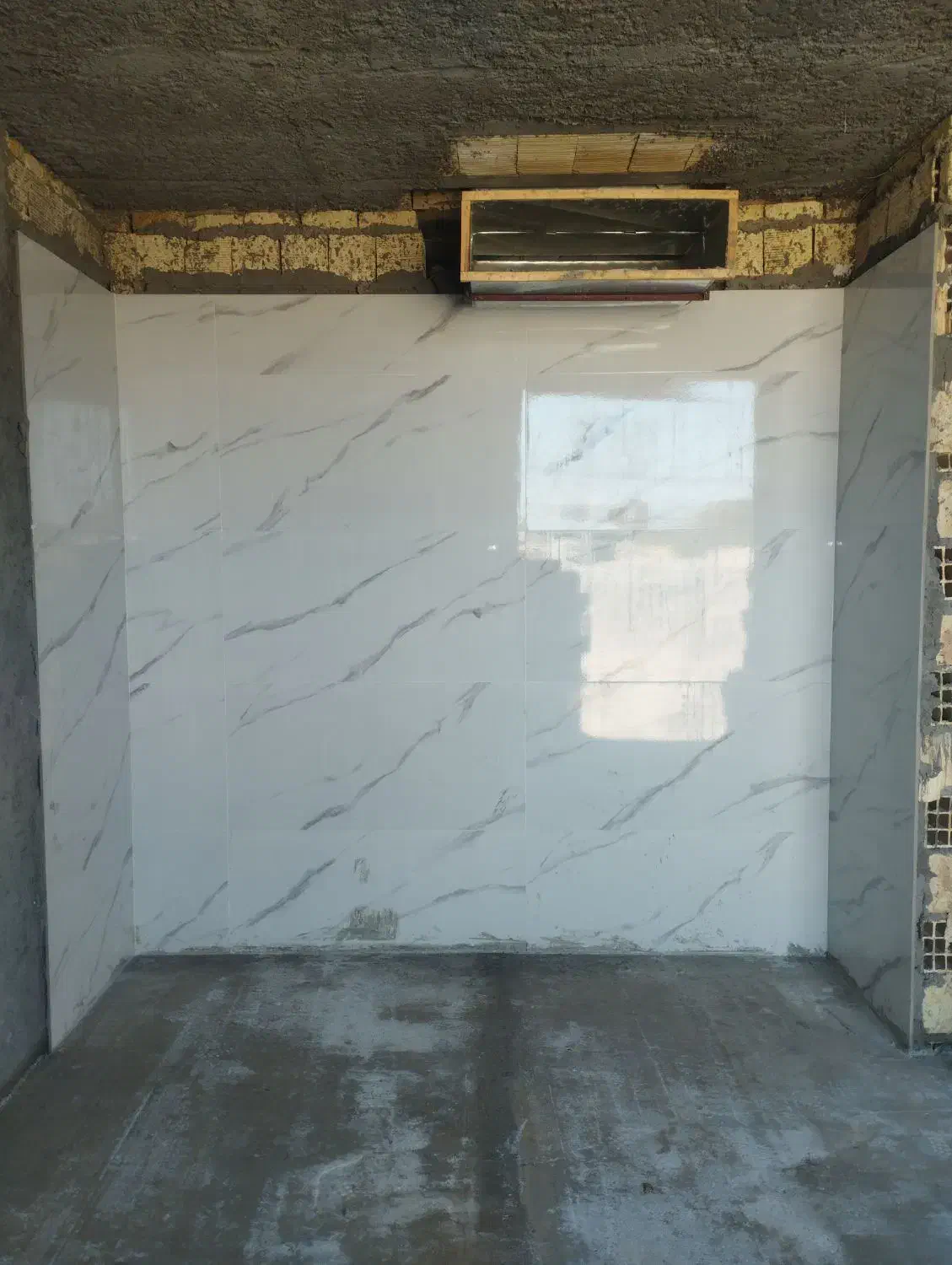 شاگرد کاشی کار|استخدام معماری، عمران و ساختمانی|مهریز, |دیوار